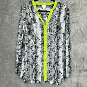 Jaclyn Smith XL Shirt Top Gray Snake Print Button Up Long Sleeve Henley V Neck